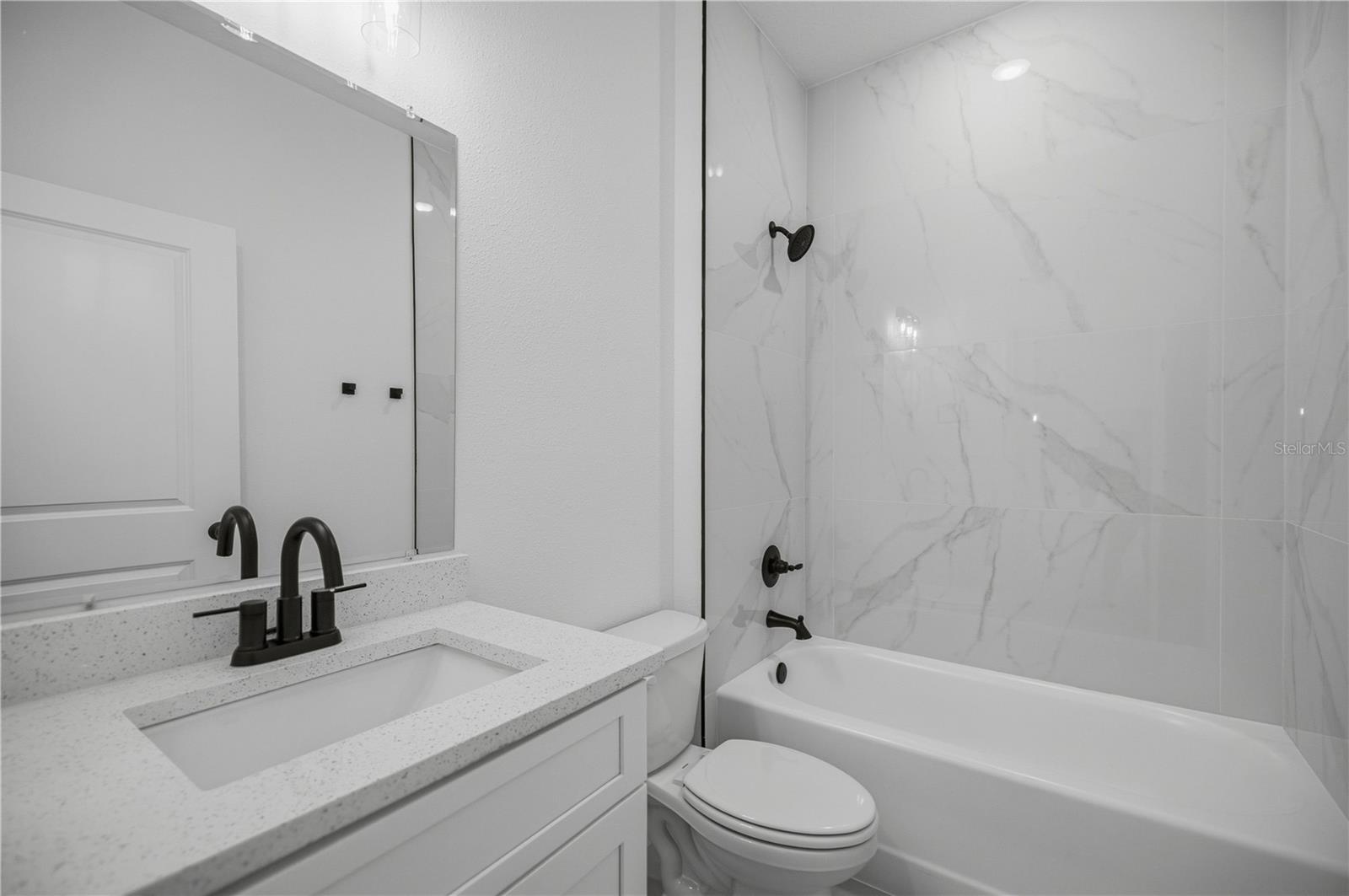 10868 N Academy Dr Property Photo 17