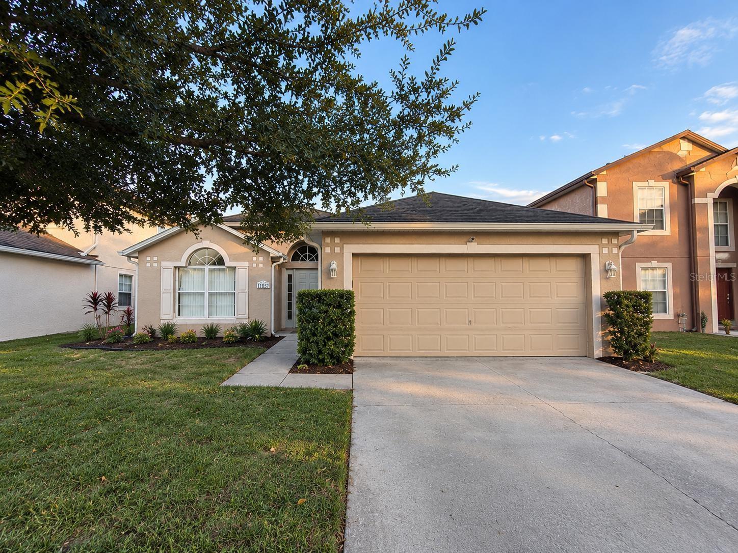 11857 PETHRICK DR Property Photo 1