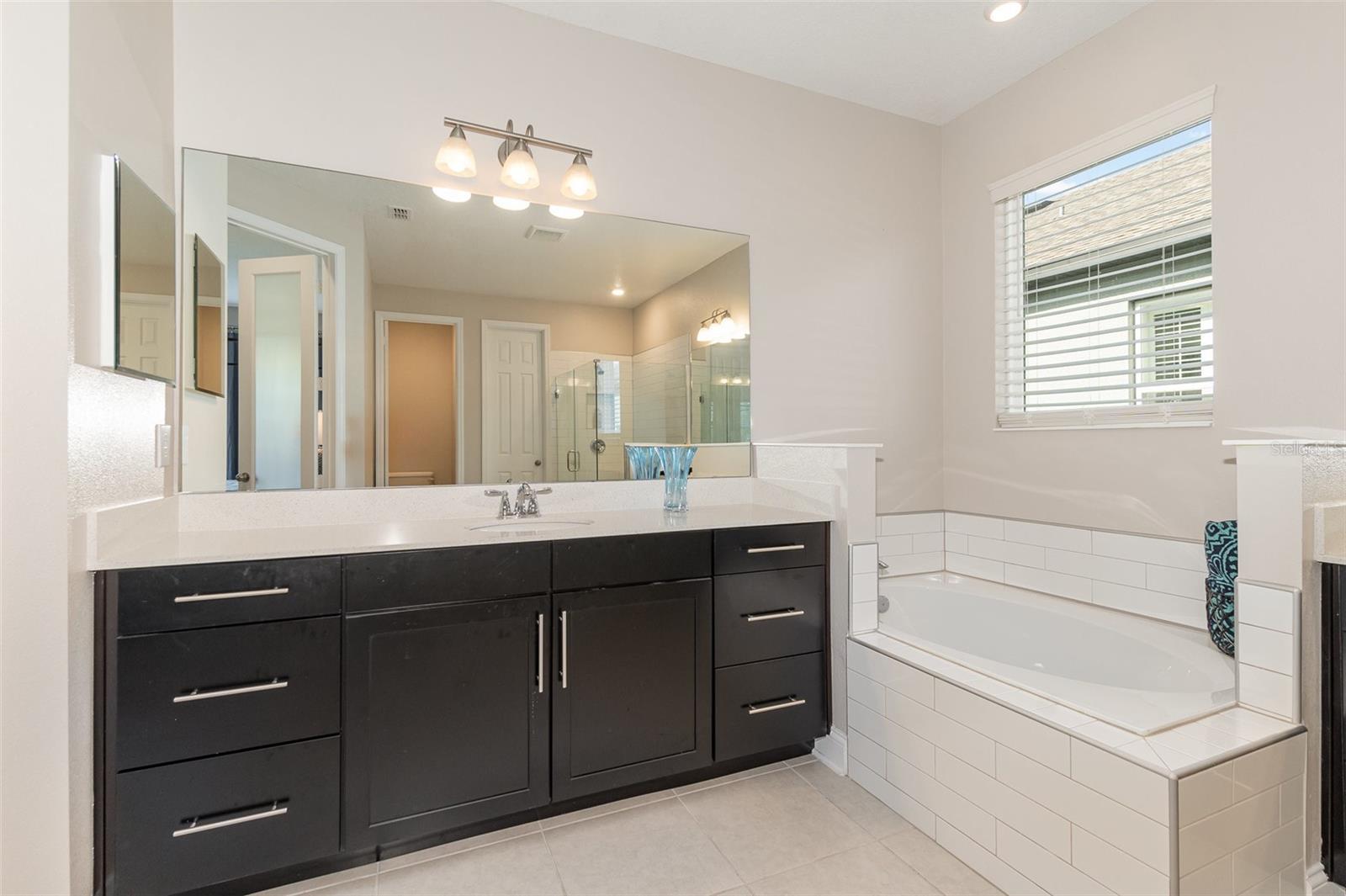 13557 Parkfield Way Property Photo 20