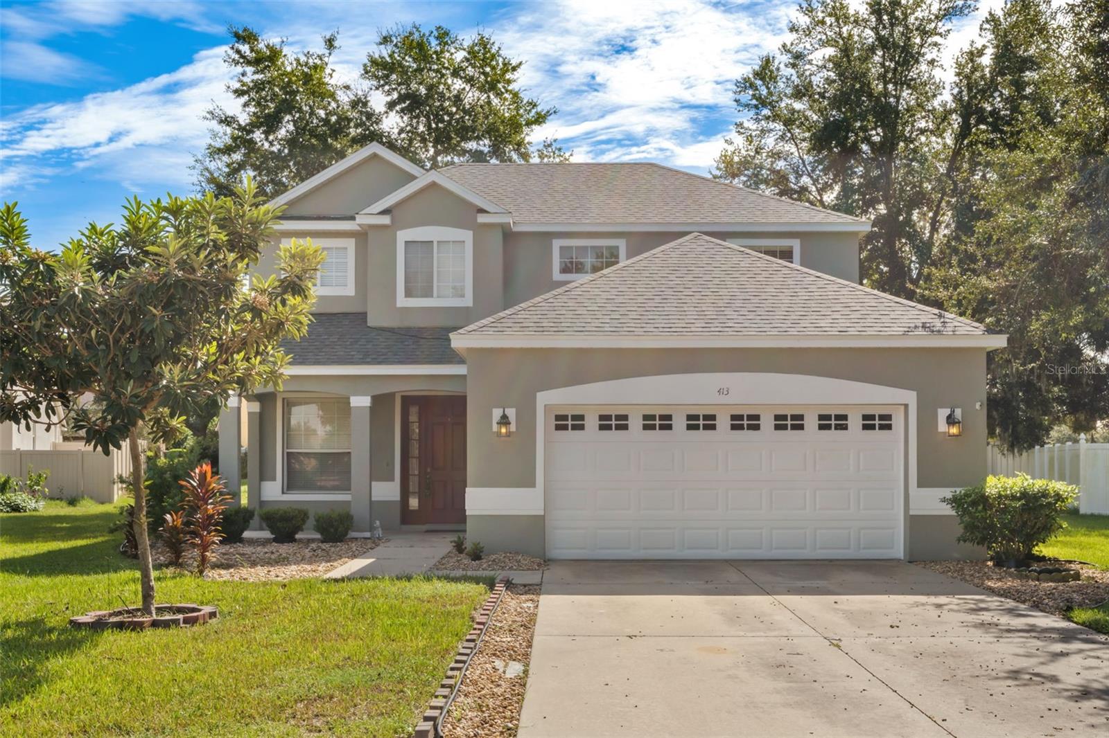 413 SPLIT OAK CT Property Photo 1