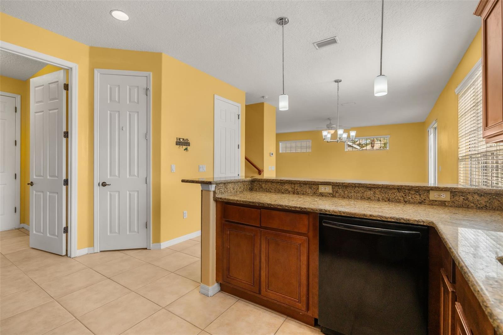 413 Split Oak Ct Property Photo 12