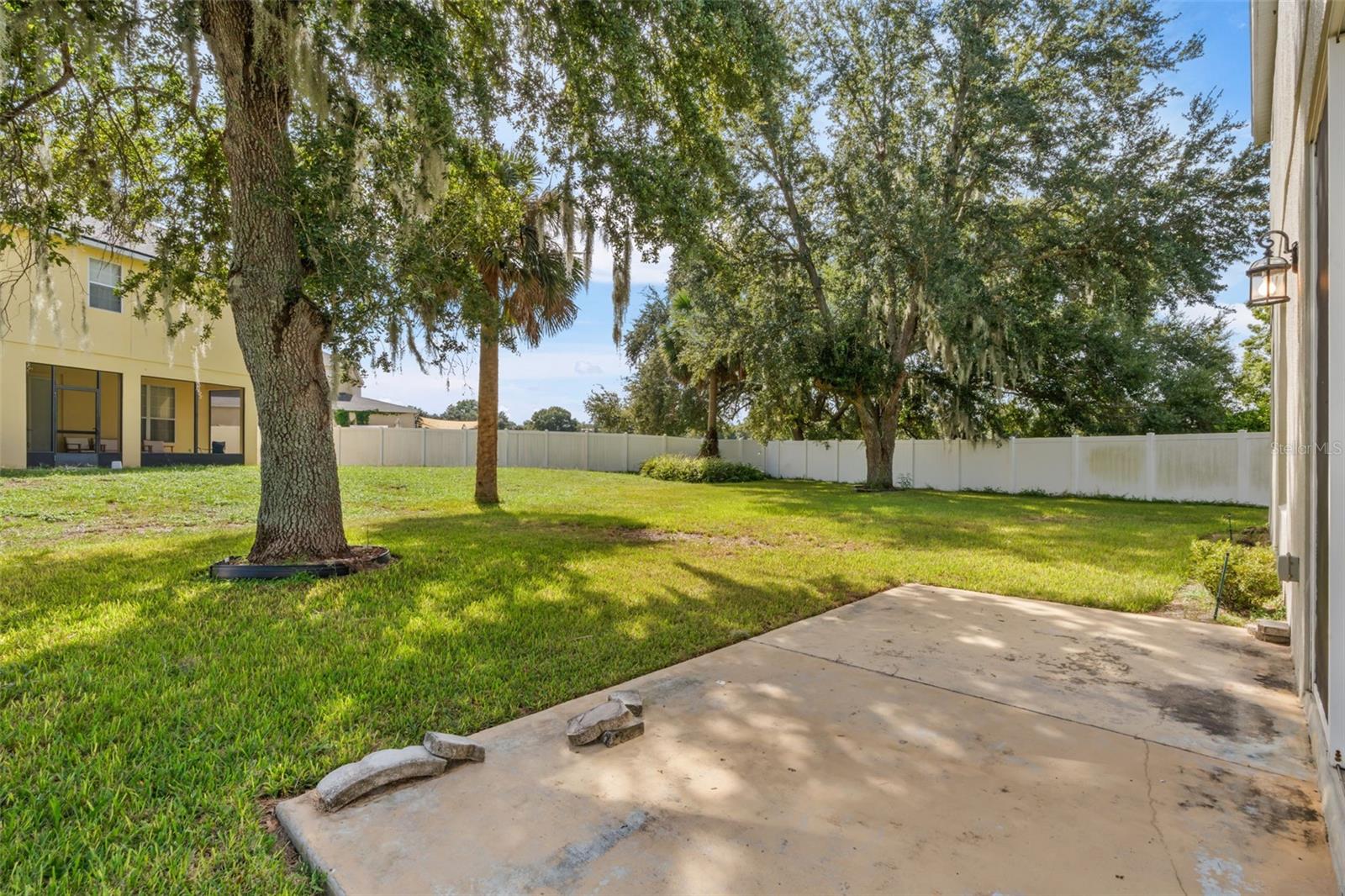 413 Split Oak Ct Property Photo 29