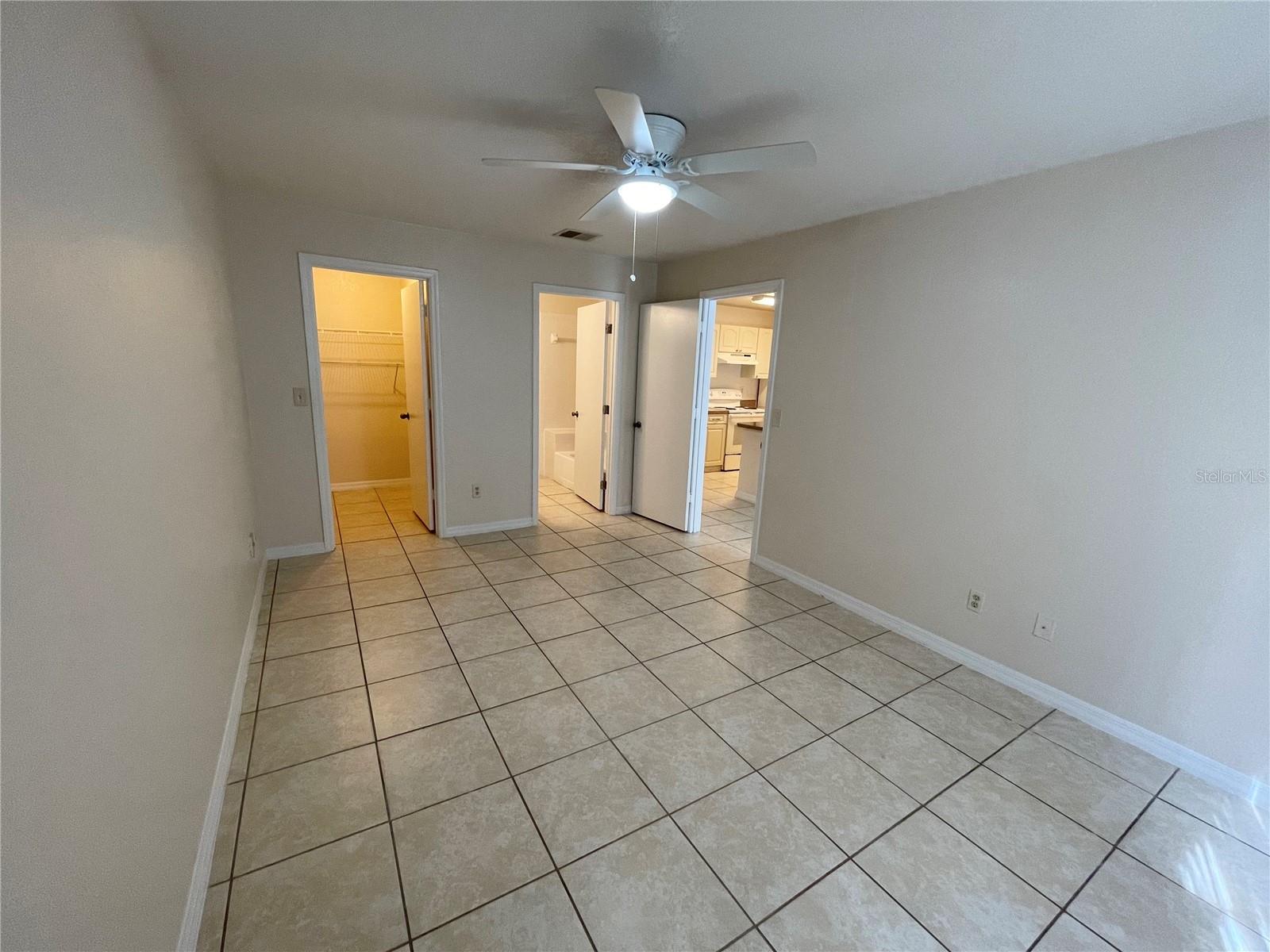 2550 N Alafaya Trl #10202 Property Photo 7