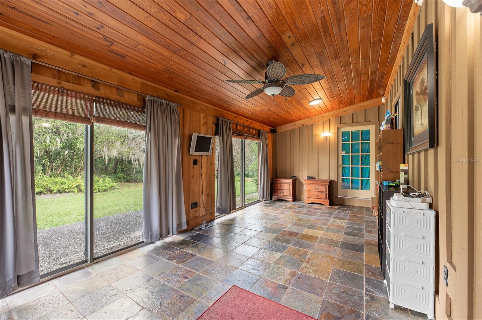 19711 State Road 44 Property Photo 38