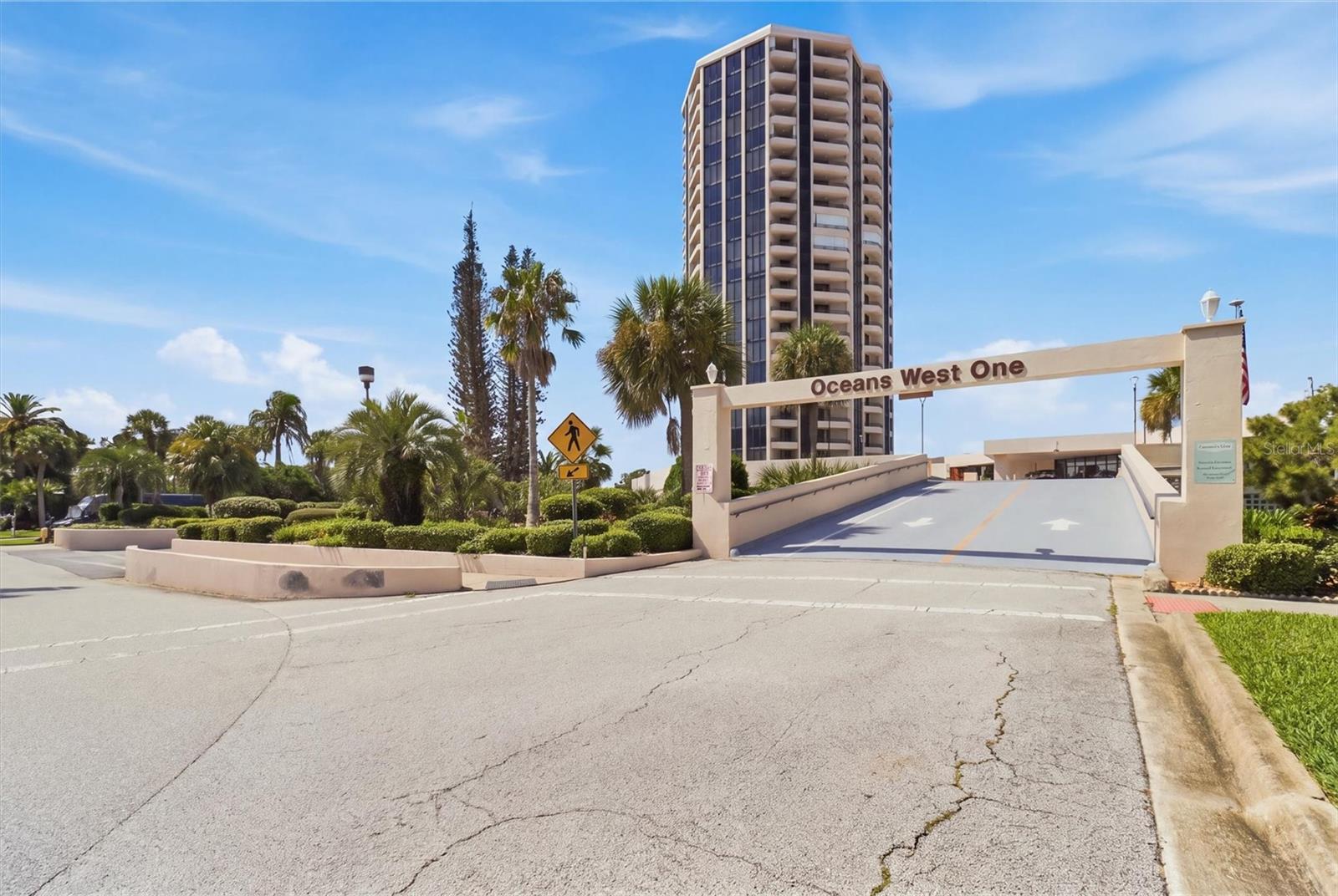 1 Oceans West Blvd #8b1 Property Photo 2