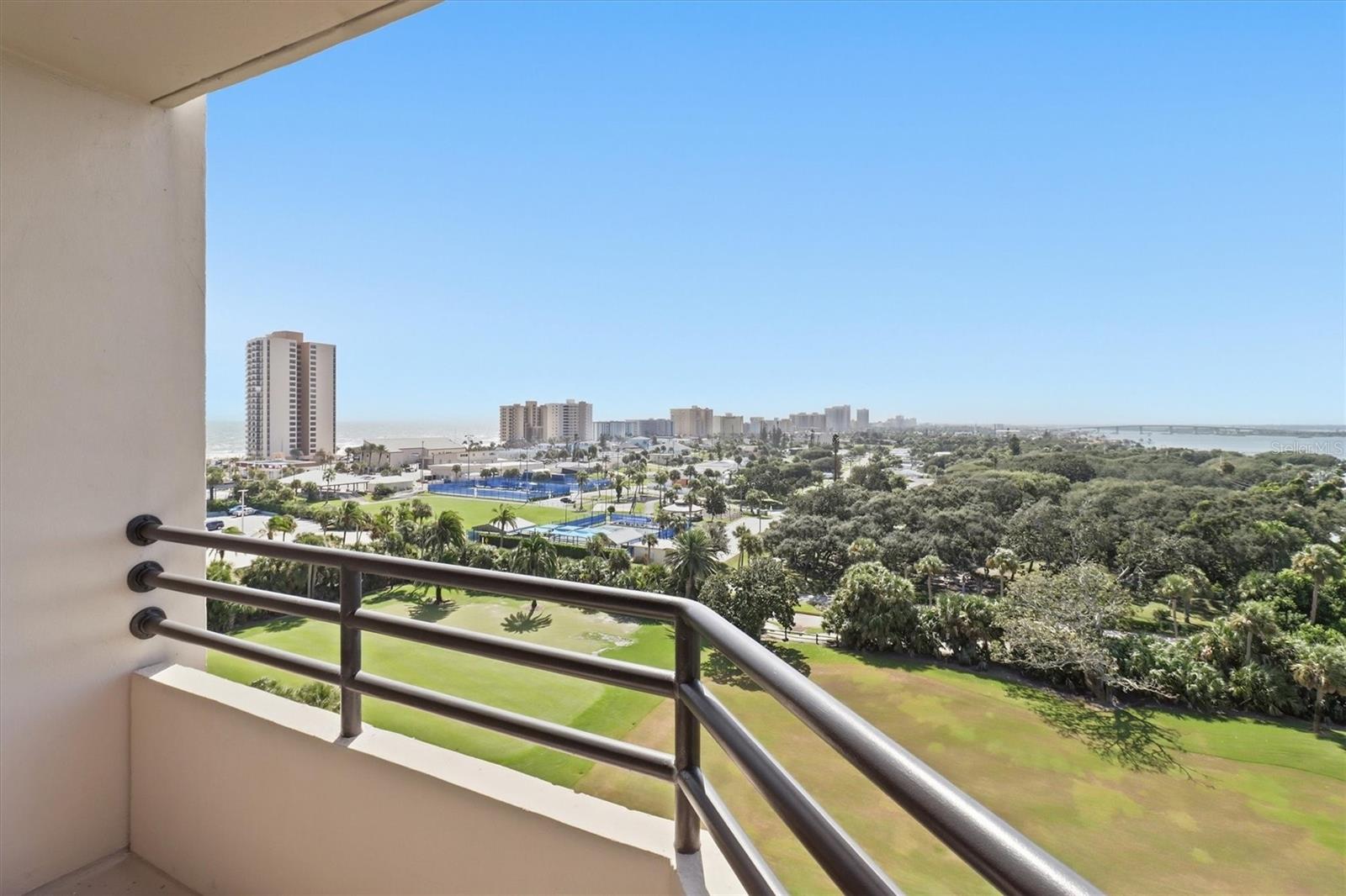 1 Oceans West Blvd #8b1 Property Photo 20