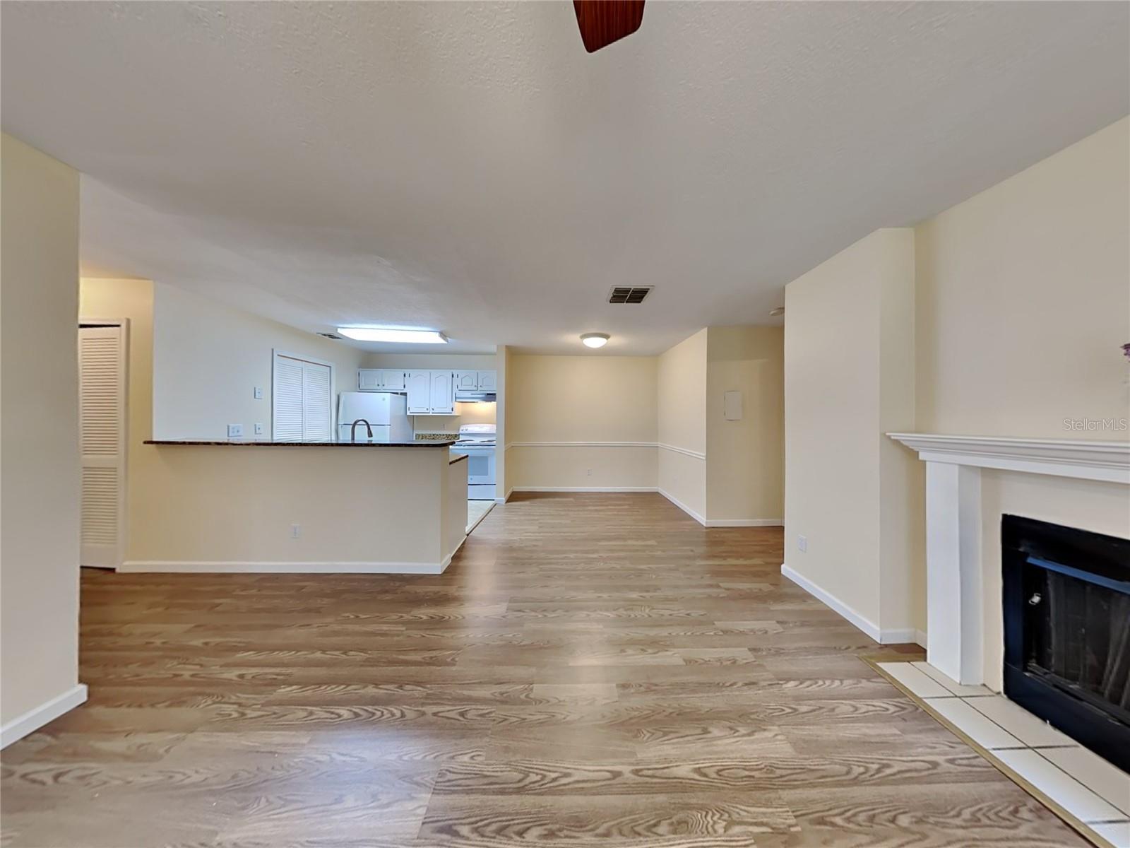 5980 Westgate Dr #103 Property Photo 5