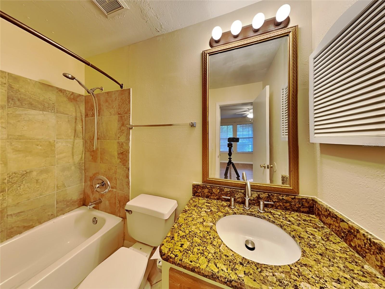 5980 Westgate Dr #103 Property Photo 10