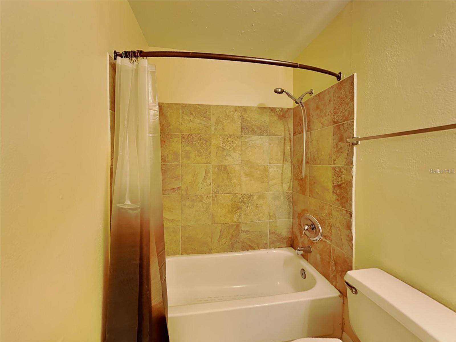5980 Westgate Dr #103 Property Photo 12