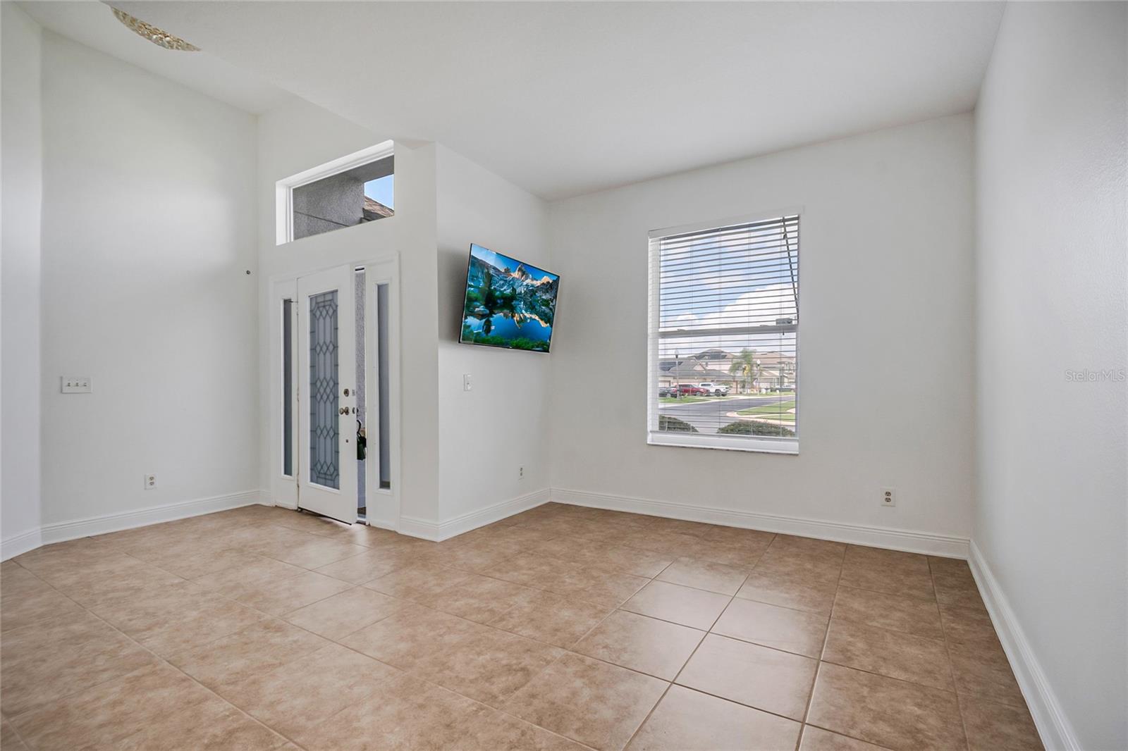 9973 Cypress Knee Cir Property Photo 5