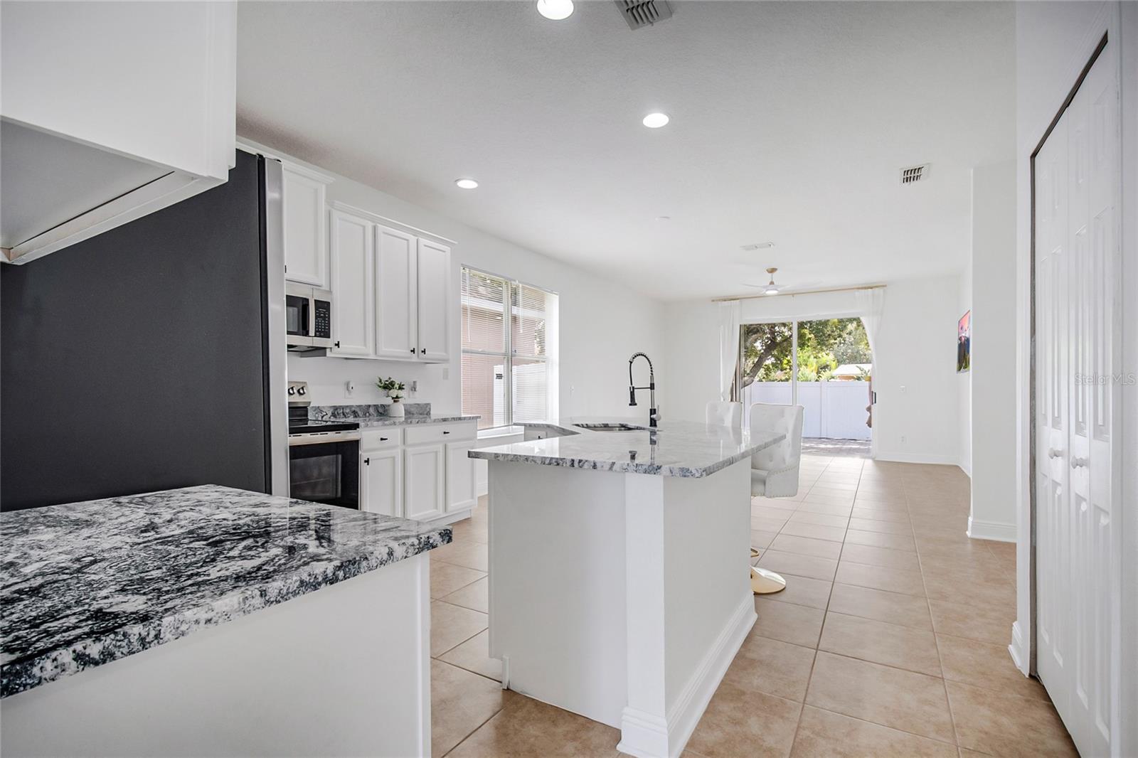 9973 Cypress Knee Cir Property Photo 12