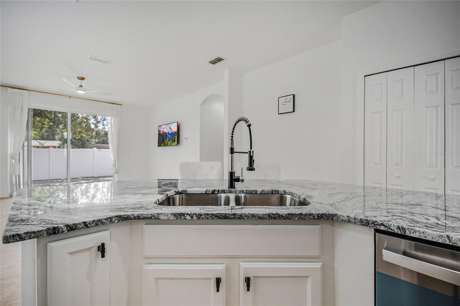 9973 Cypress Knee Cir Property Photo 13