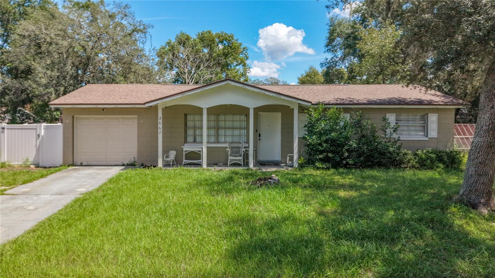 3667 Trianon Dr Property Photo 10