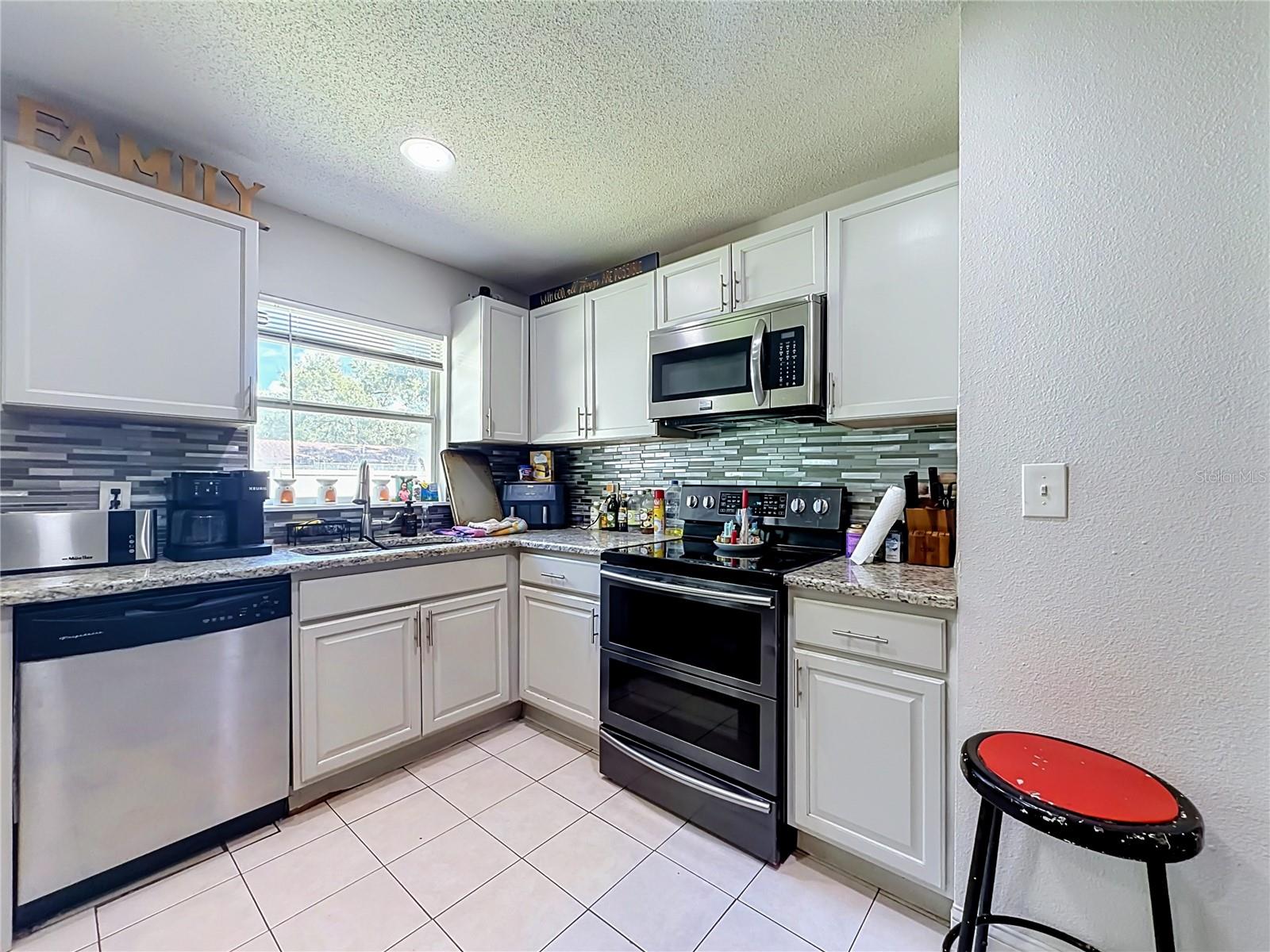 3667 Trianon Dr Property Photo 13