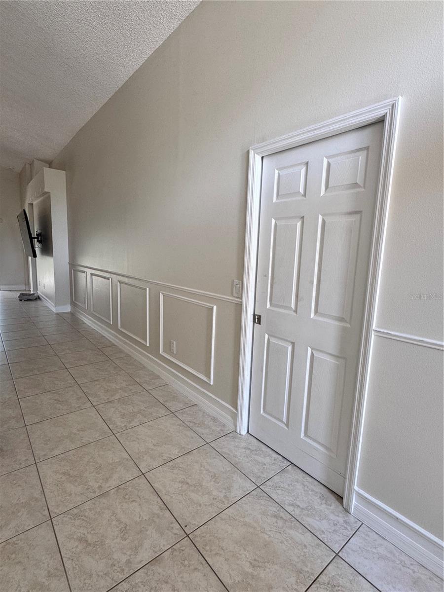 2830 Crane Trace Cir Property Photo 3