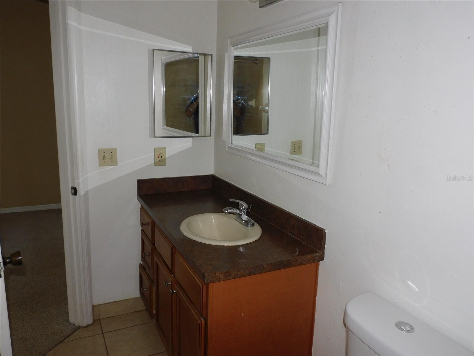575 Bloomington Ct #28 Property Photo 9