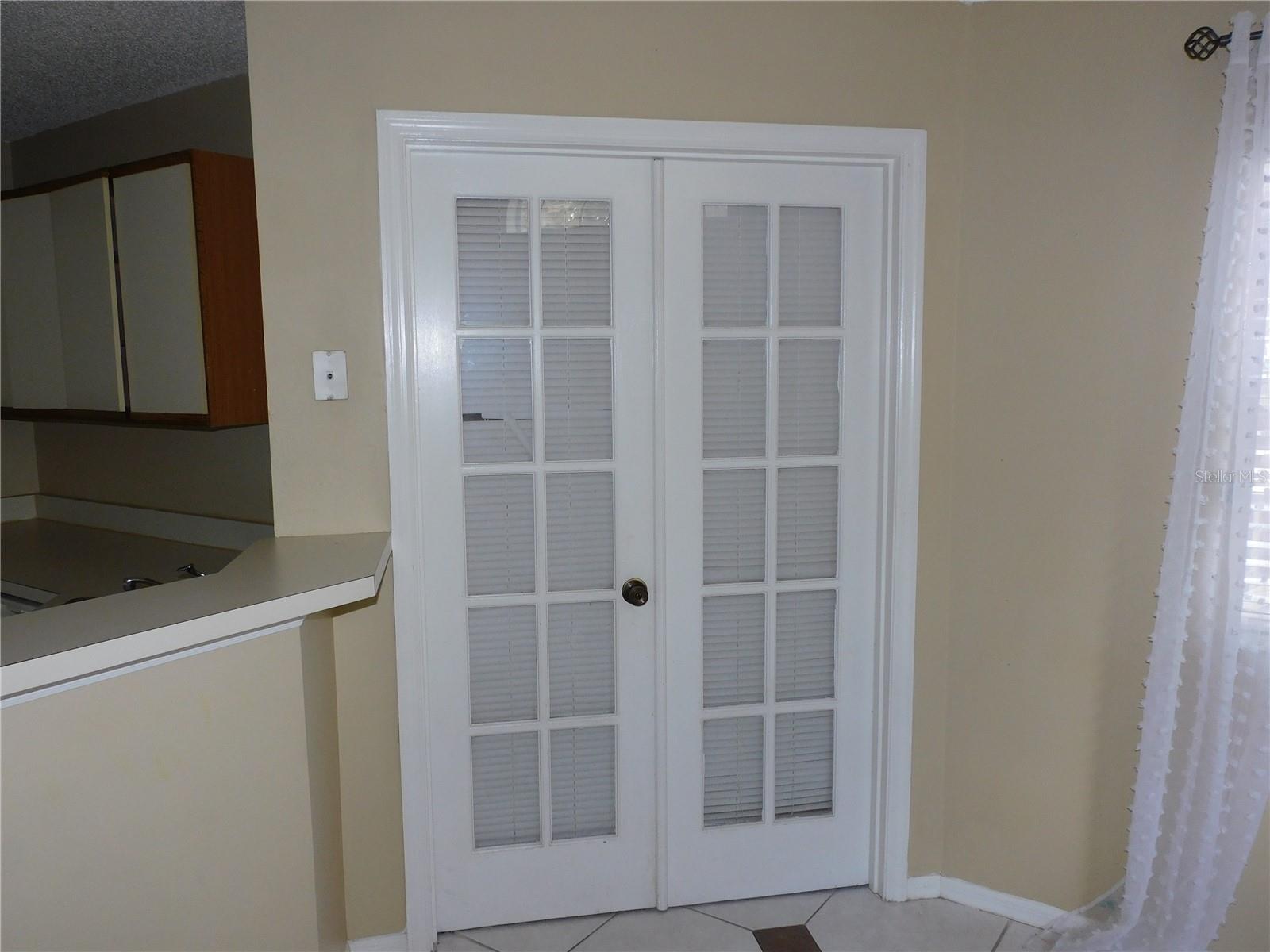 575 Bloomington Ct #28 Property Photo 16