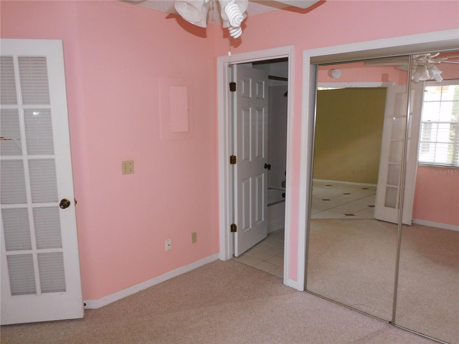 575 Bloomington Ct #28 Property Photo 18