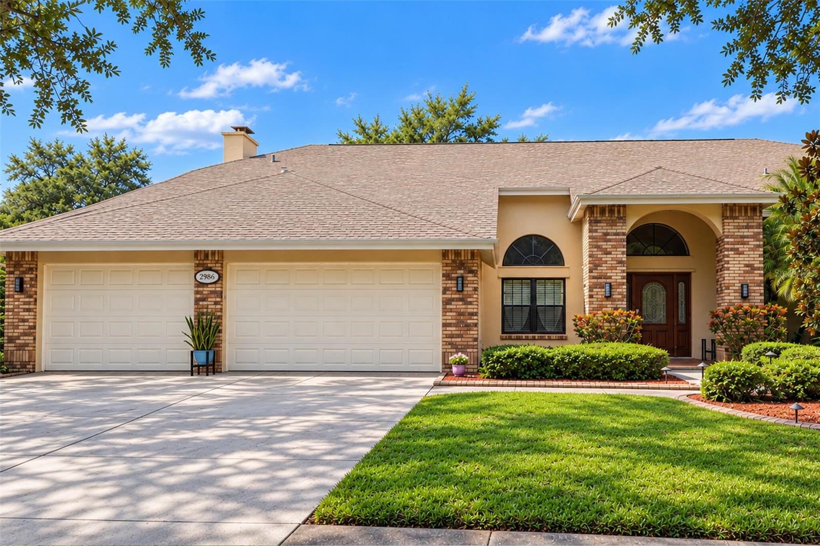 2986 Cielo Cir N Property Photo 2