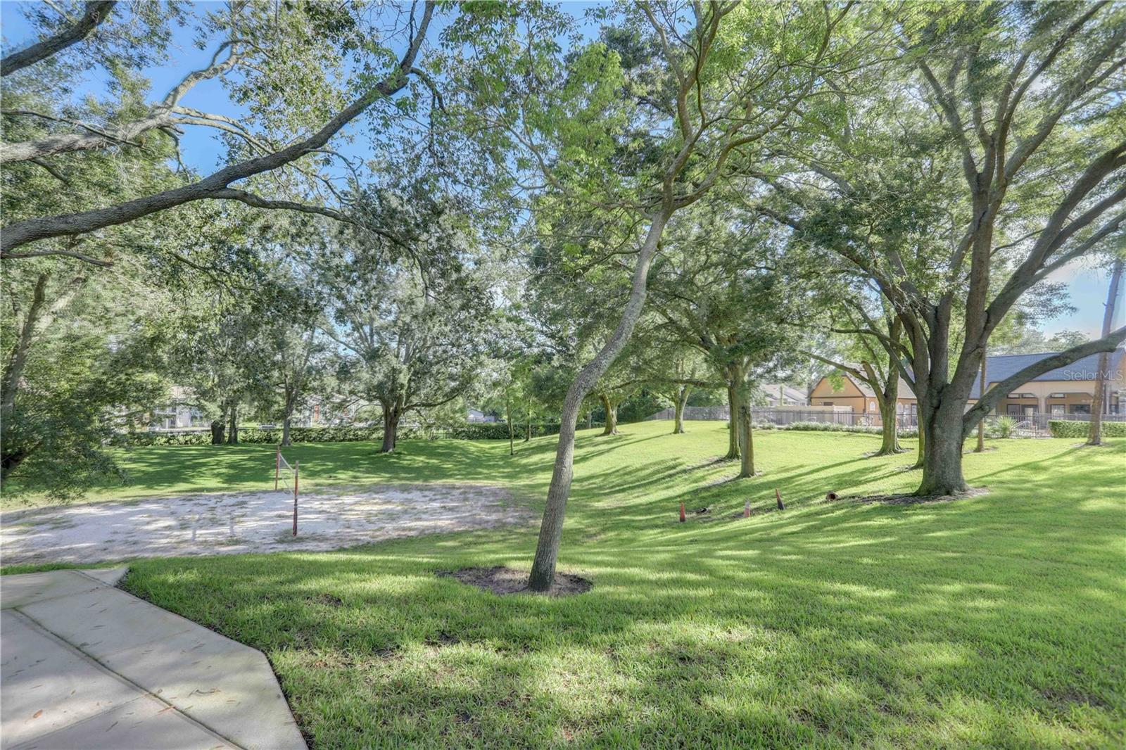 385 Woodside Dr #101 Property Photo 15