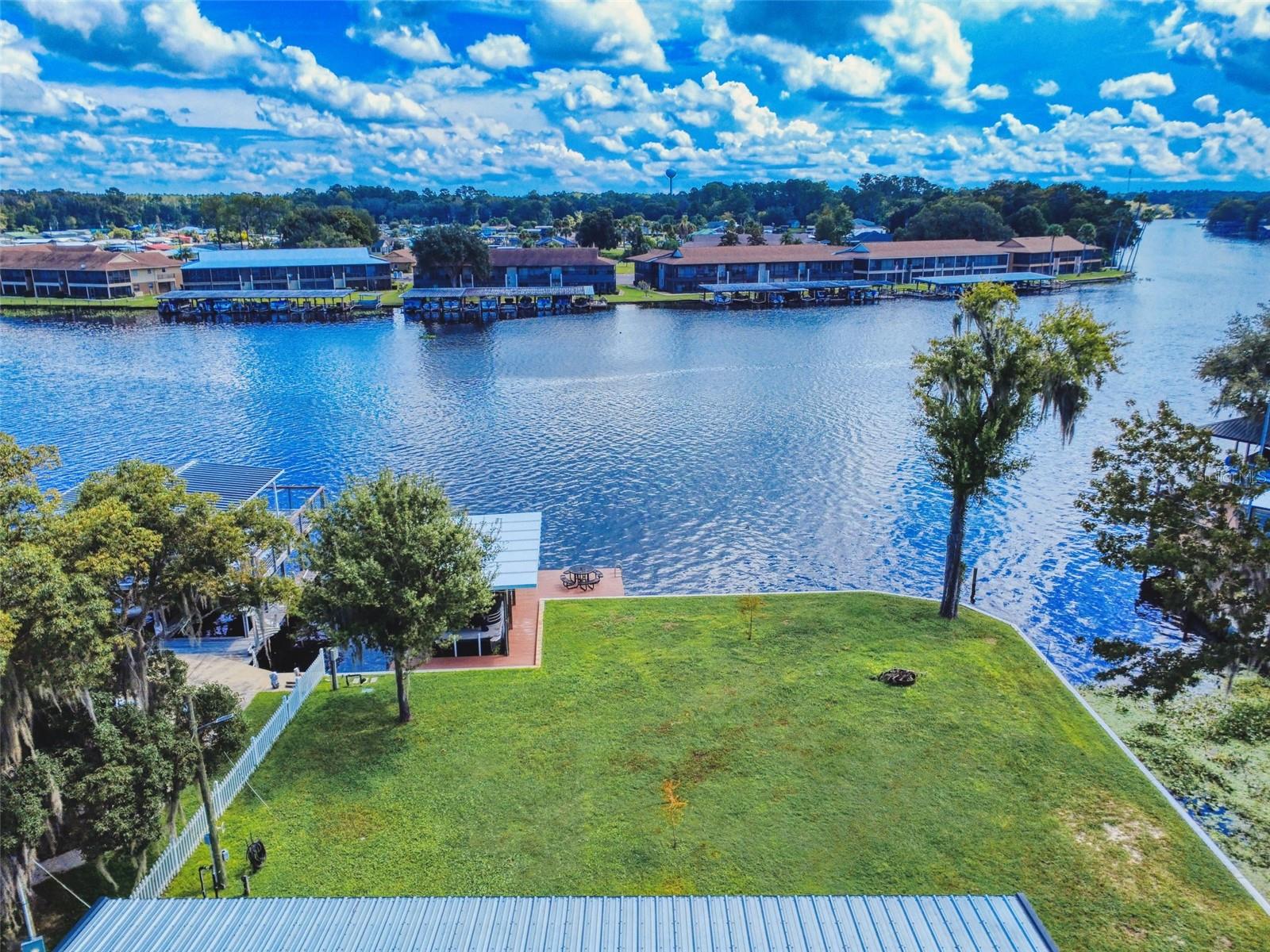 56108 Sawgrass Rd Property Photo 4