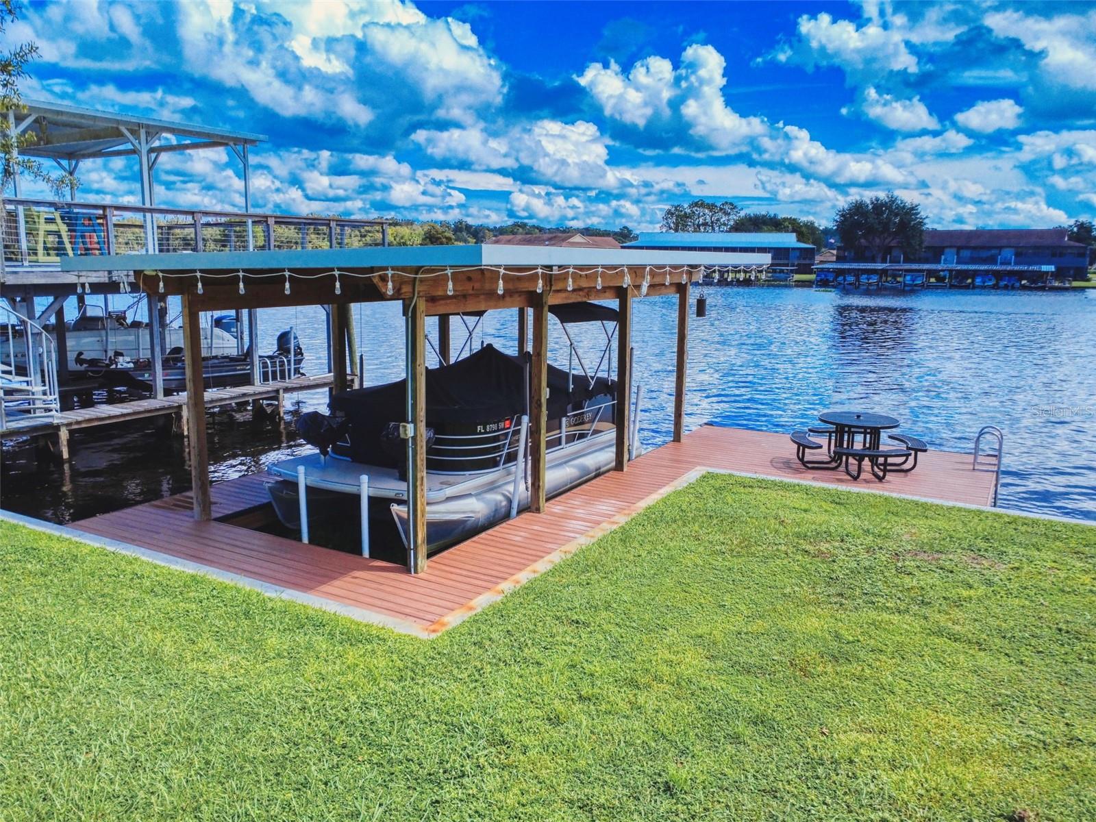 56108 Sawgrass Rd Property Photo 5