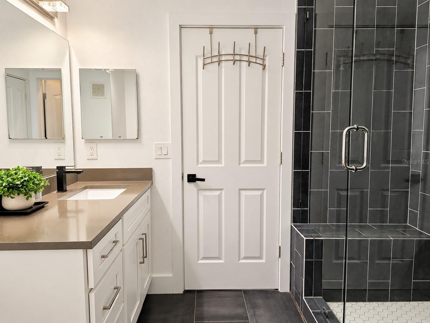 1001 Via Santae Ln #203 Property Photo 12