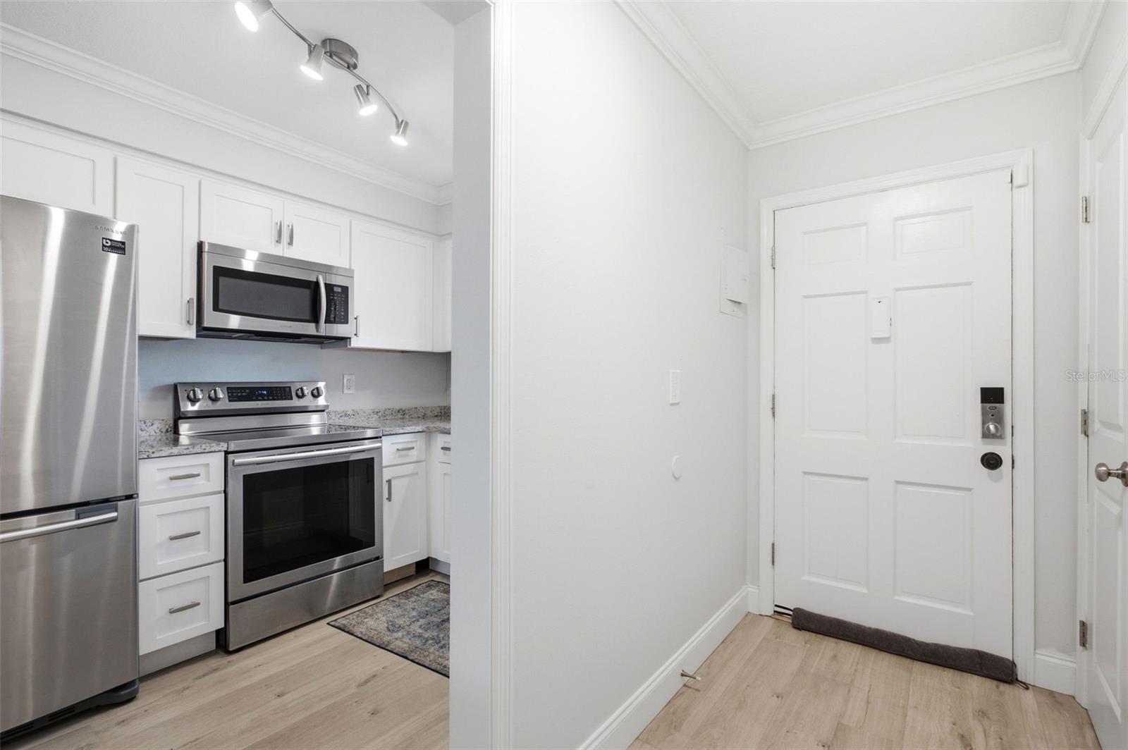 1250 S Denning Dr #119 Property Photo 3