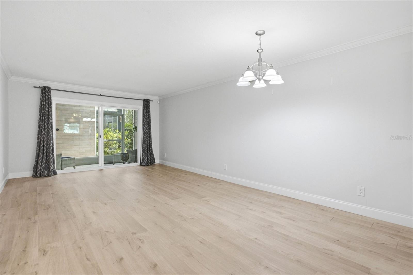1250 S Denning Dr #119 Property Photo 13