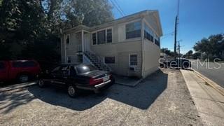 341 Fairview Ave Property Photo 12