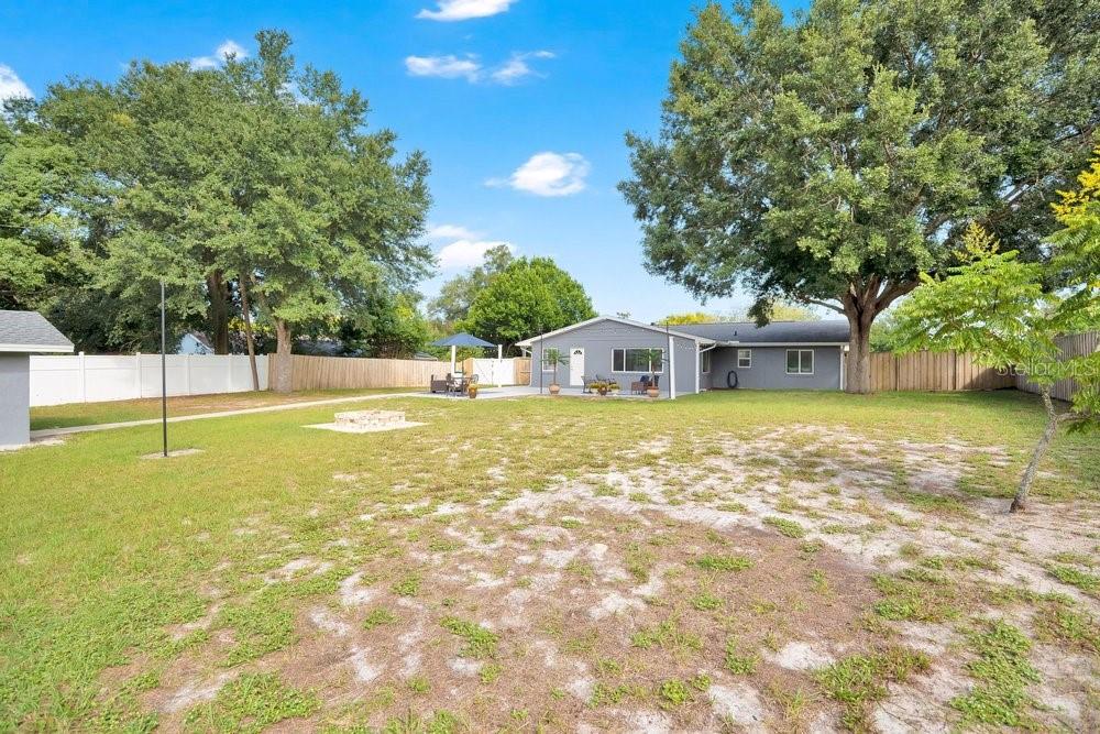 581 Fourwind St Property Photo 33
