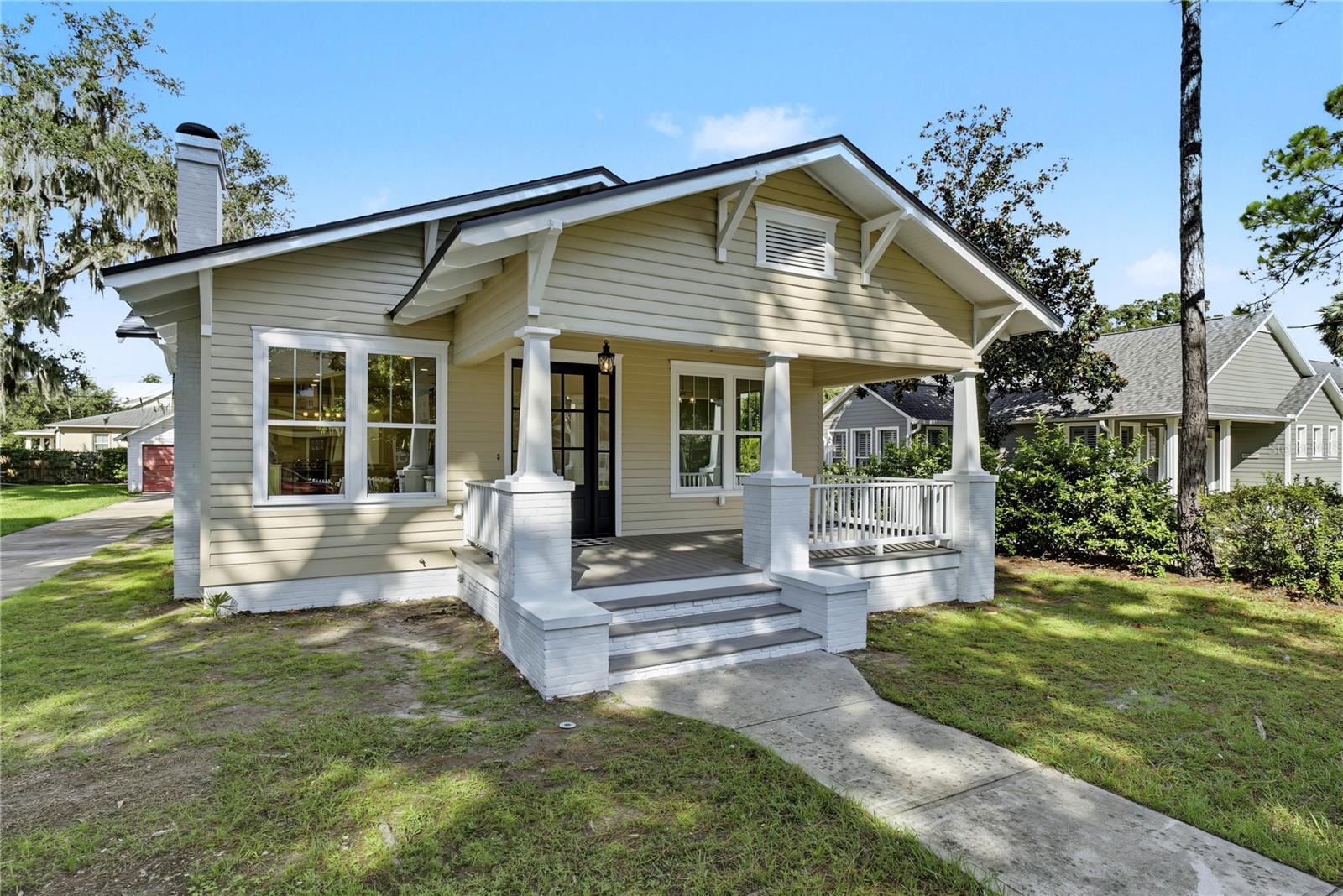 206 N Highland Ave Property Photo 1