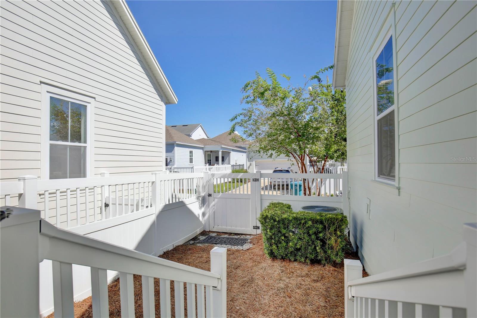 923 Allenhurst St Property Photo 10