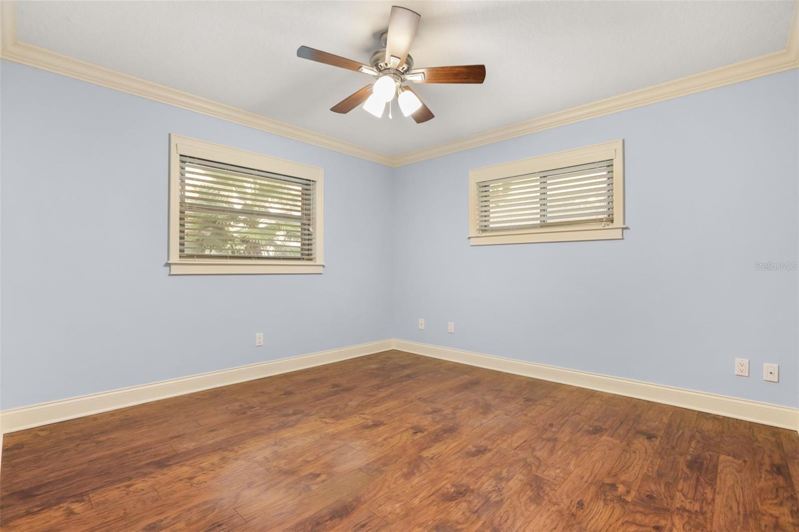 382 Forest Park Cir Property Photo 29