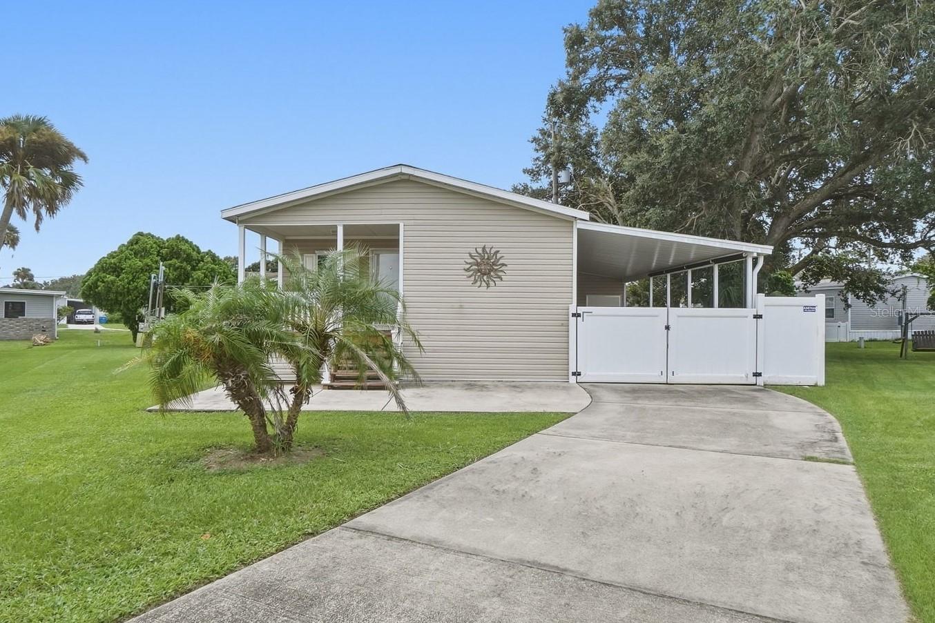 4340 Cypress Way Property Photo 2