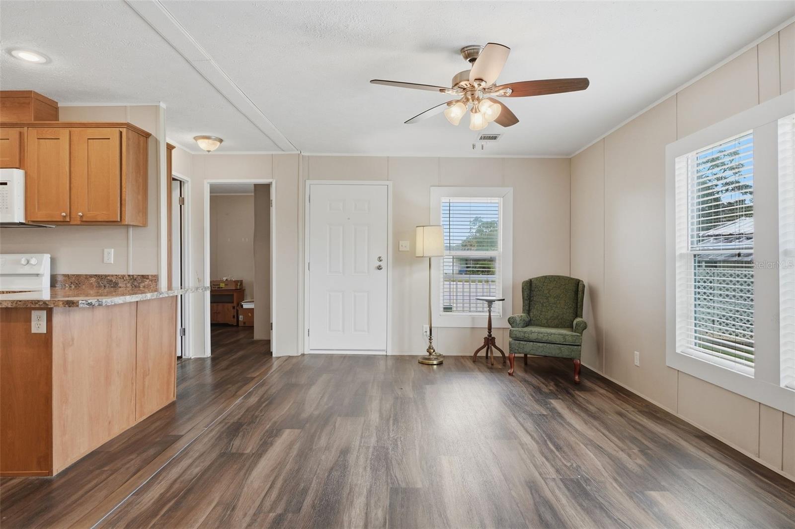4340 Cypress Way Property Photo 6