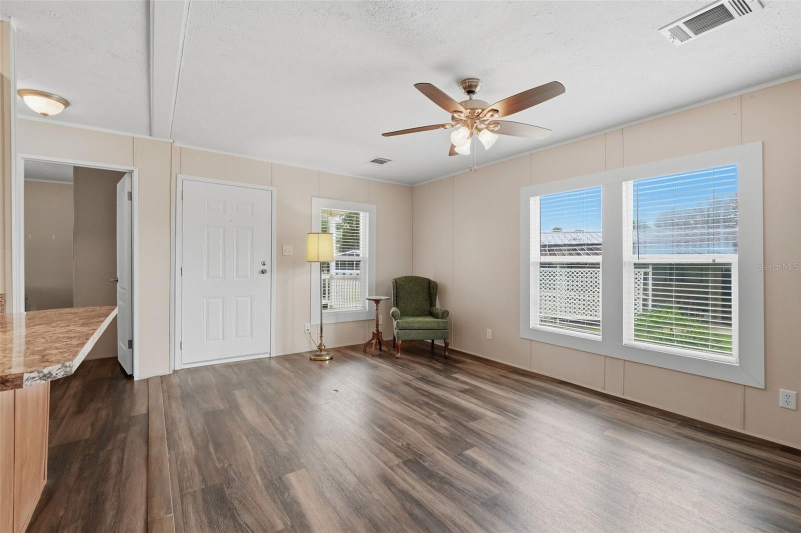 4340 Cypress Way Property Photo 8