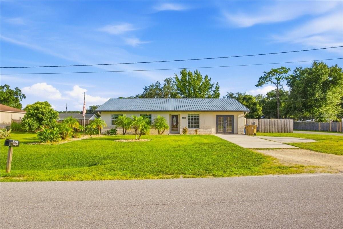 4799 Lake Shore Dr Property Photo 1