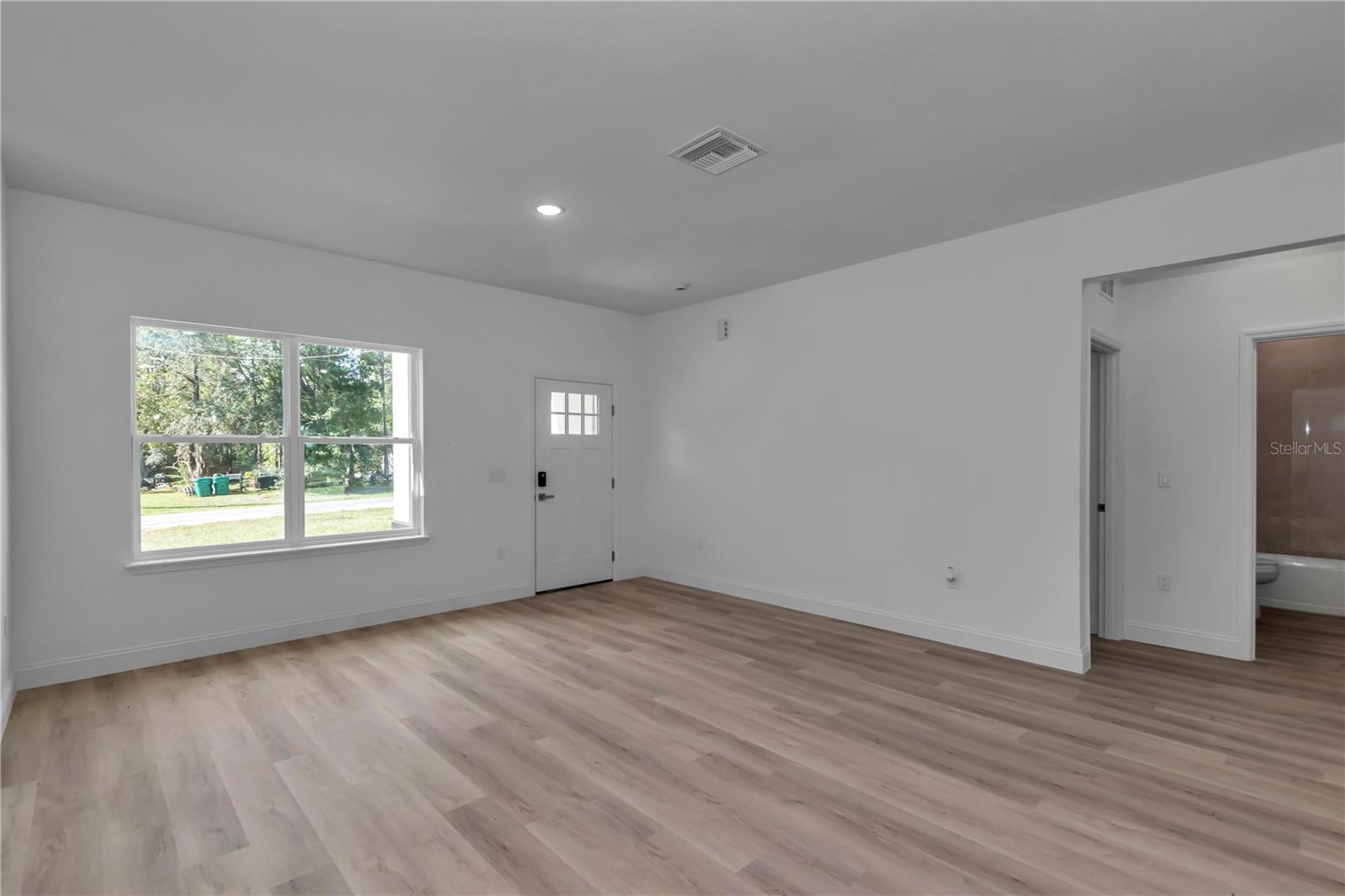 1217 W Fan Dr Property Photo 23