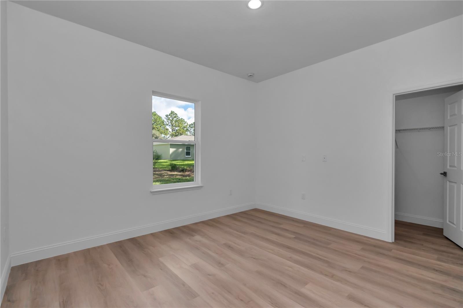 1217 W Fan Dr Property Photo 30