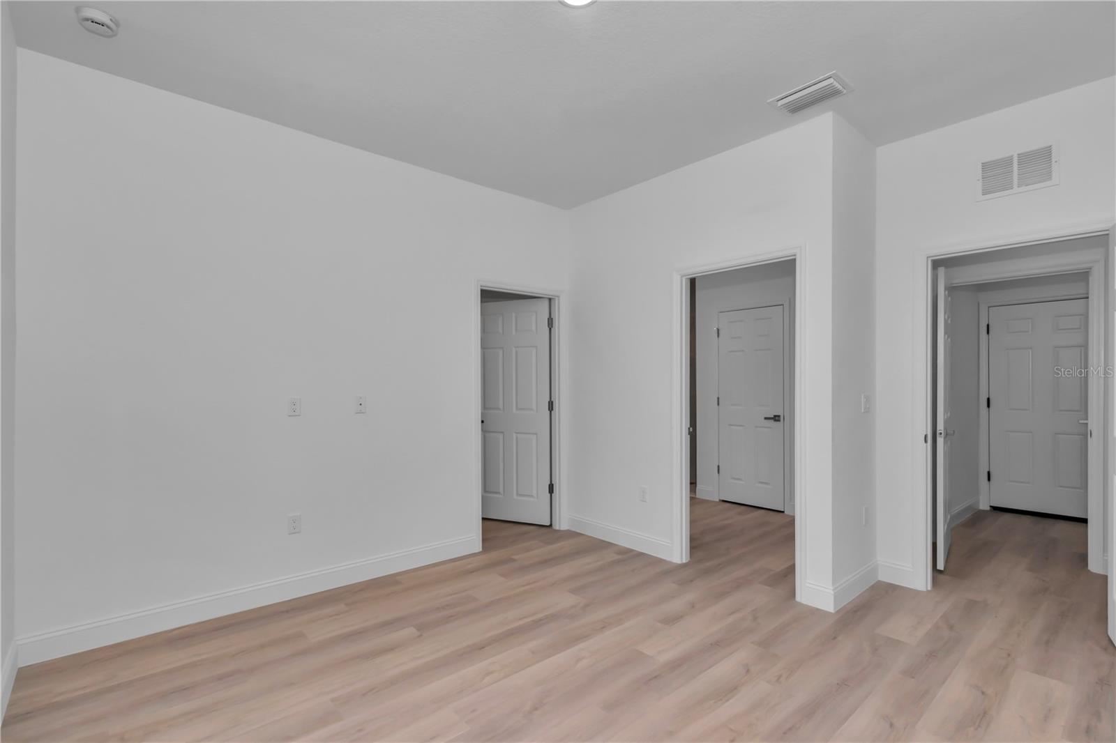 1217 W Fan Dr Property Photo 31