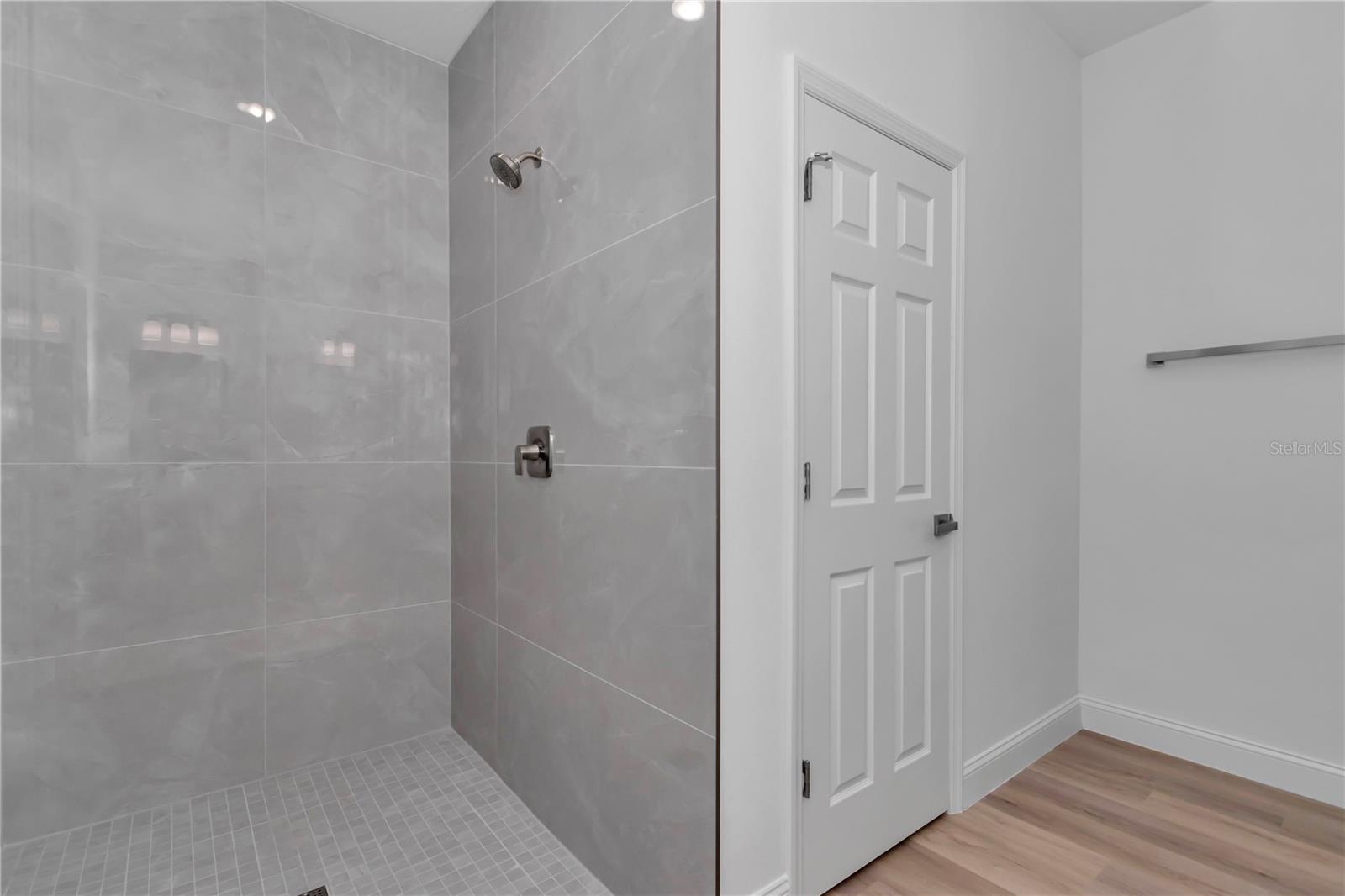 1217 W Fan Dr Property Photo 39