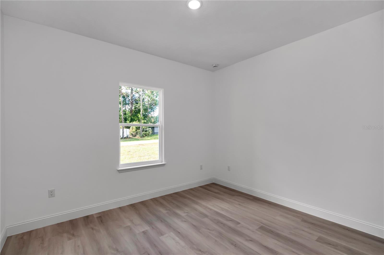 1217 W Fan Dr Property Photo 43