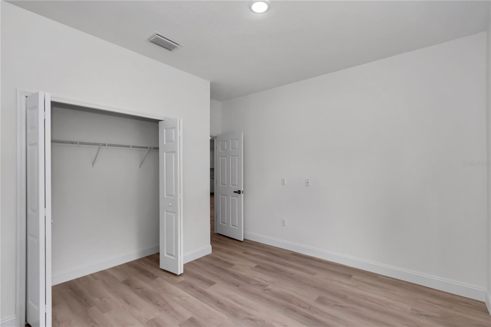 1217 W Fan Dr Property Photo 44