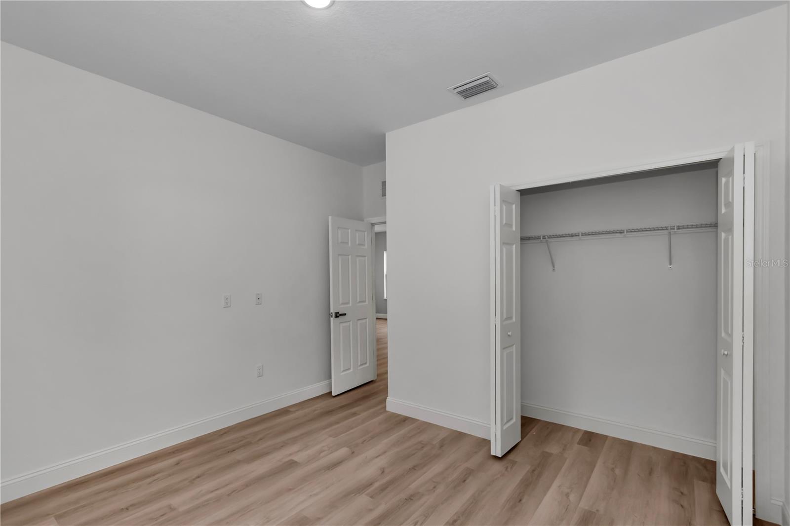 1217 W Fan Dr Property Photo 47
