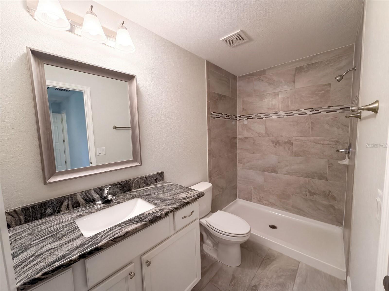 5209 Sw 128th Pl Property Photo 8