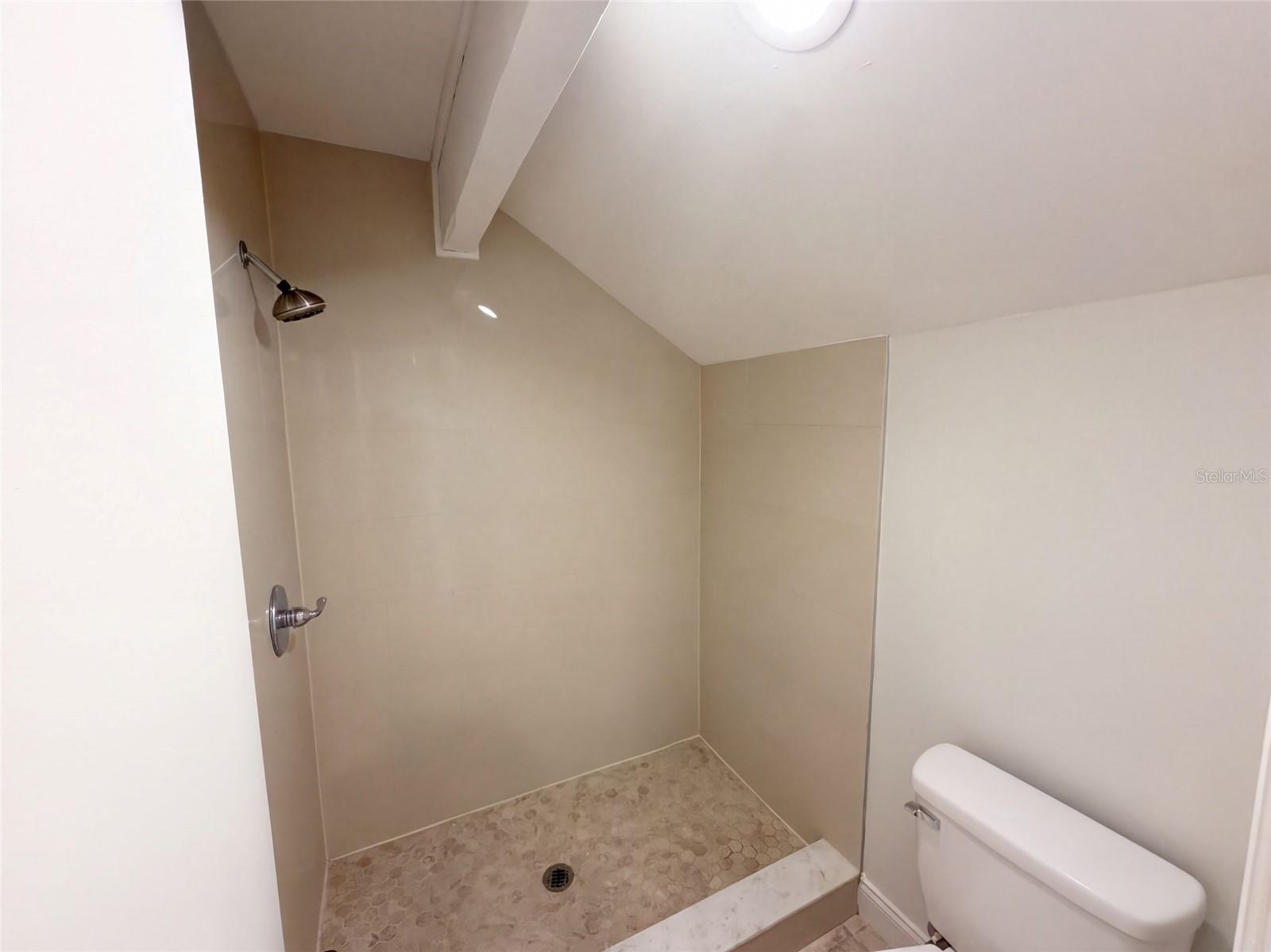 9805 Heaton Ct Property Photo 17