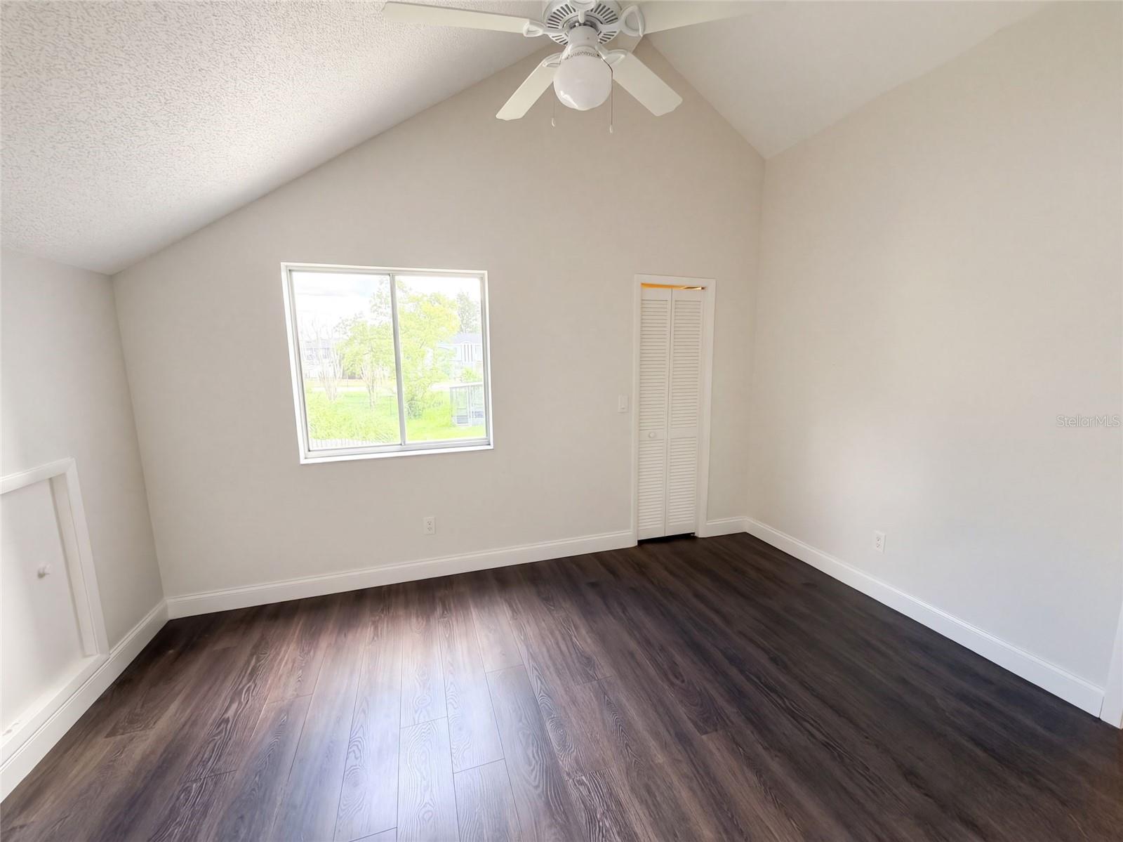 9805 Heaton Ct Property Photo 24