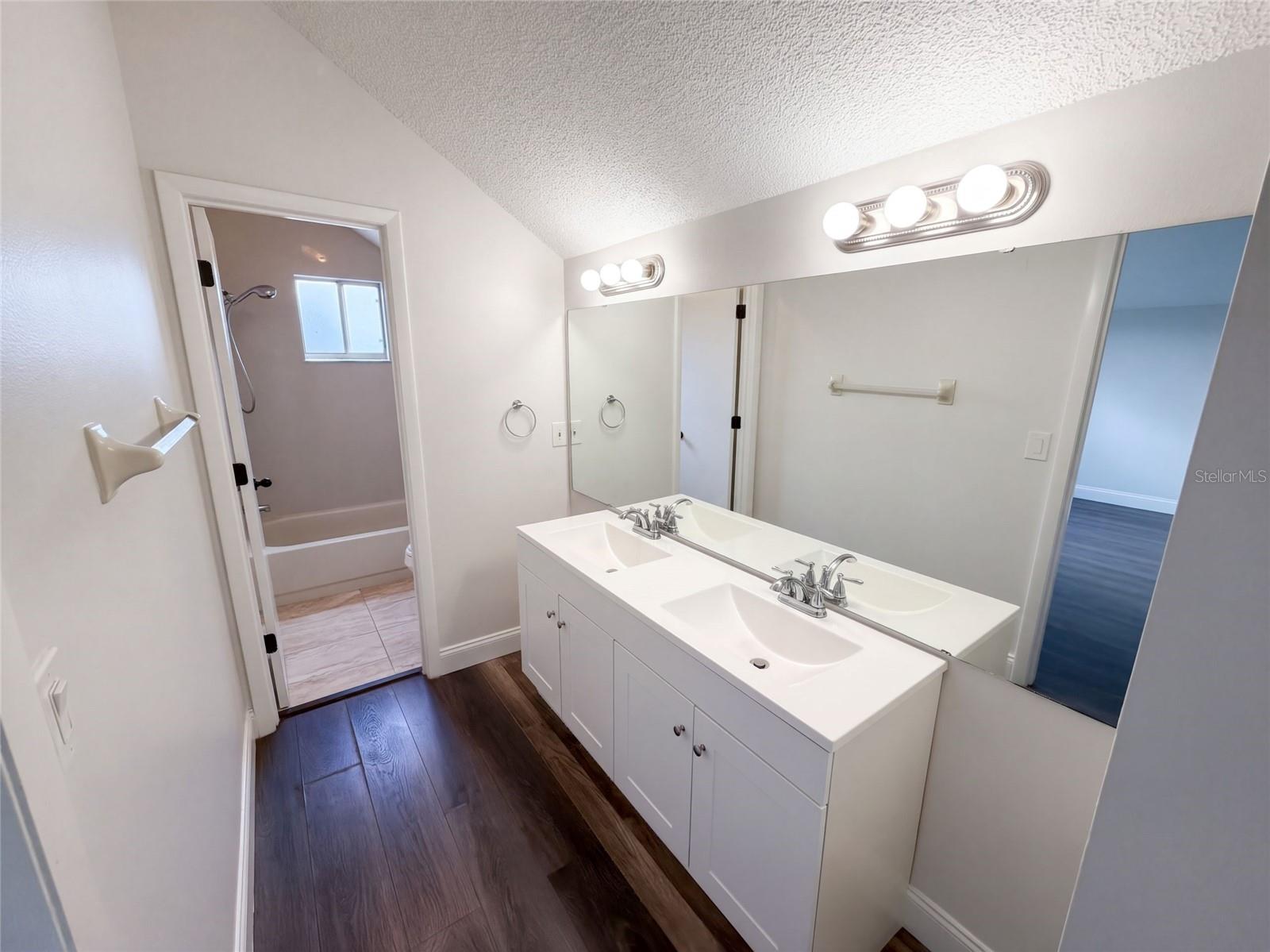 9805 Heaton Ct Property Photo 26