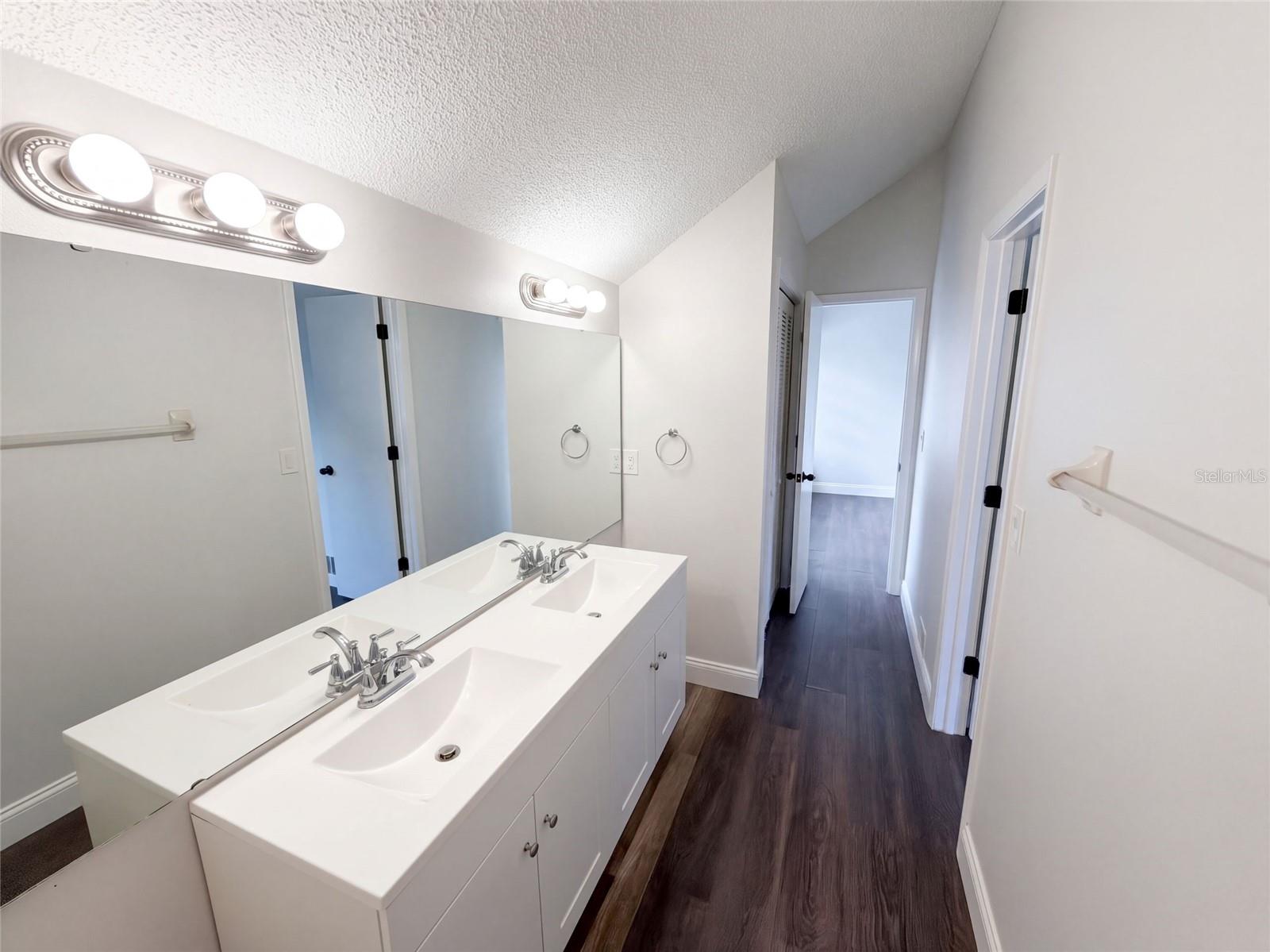 9805 Heaton Ct Property Photo 27